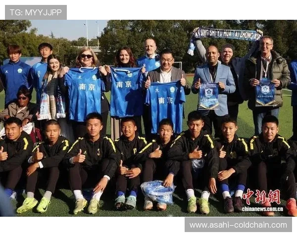 南京足球队个人能力引发热议球迷观点各异争论不断