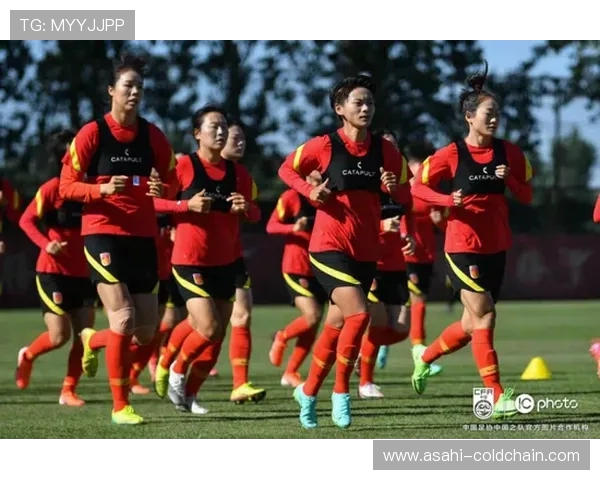 成都足球队在奥运会积分榜上以77分稳居第一名展现强劲实力