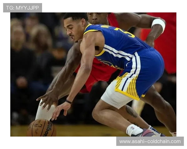 勇士与猛龙精彩对决回顾NBA赛场的巅峰时刻与精彩瞬间分析 勇士与猛龙精彩对决回顾NBA赛场的巅峰时刻与精彩瞬间分析