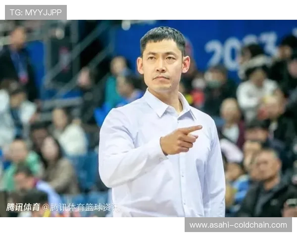 张庆鹏：从篮球场上的传奇到人生舞台的奋斗者之路